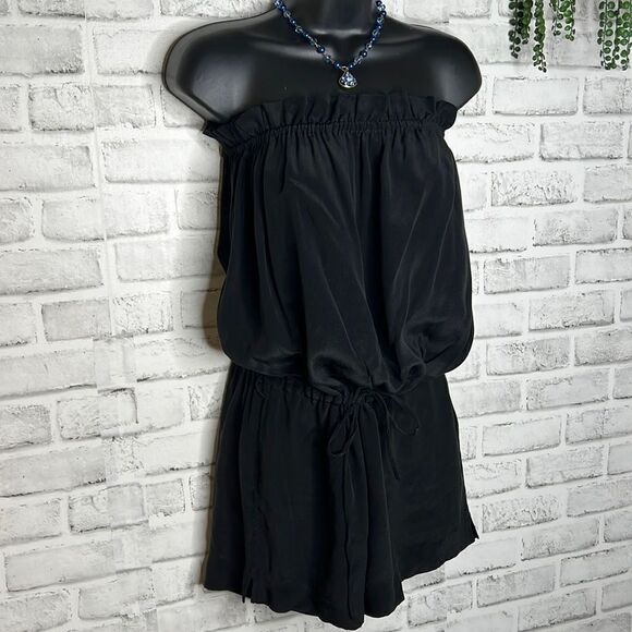 Olive Olivia Black Silk Strapless Romper Jumpsuit Size Small Classy Casual - Picture 1 of 6